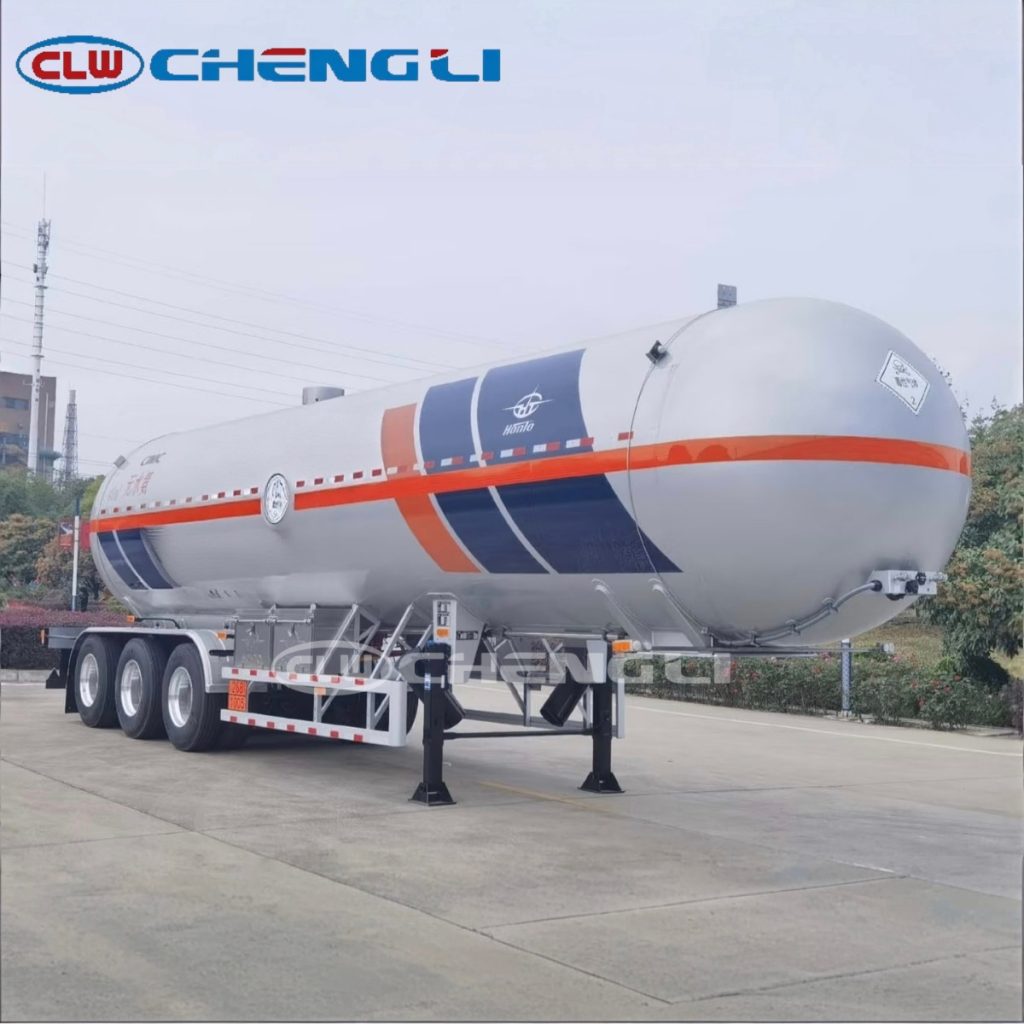 LPG tanker semi trailer for liquefied gas transport
