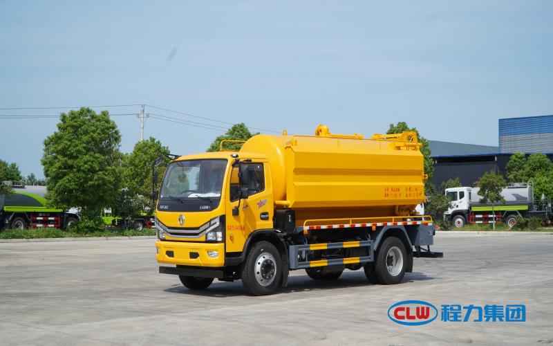 The Ultimate Guide to Vacuum Sewage Trucks: Solving Modern City Sanitation Challenges