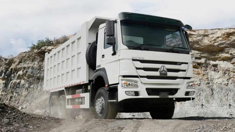 How to Choose the Right Dump Truck Type?