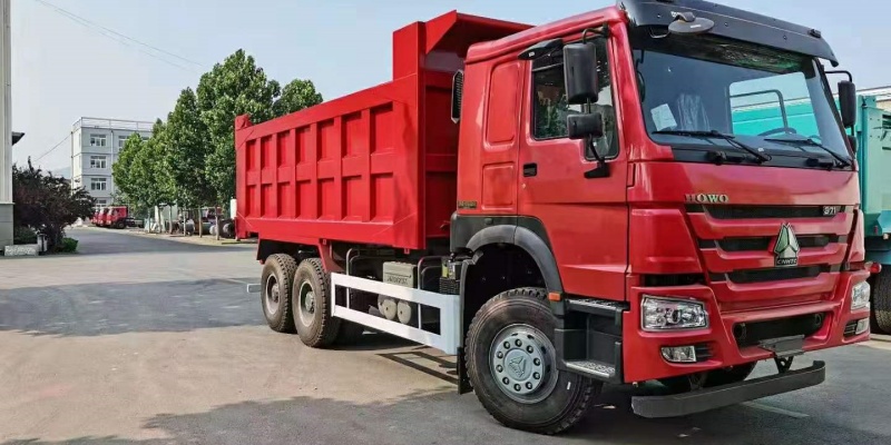 Heavy Duty Dump Truck